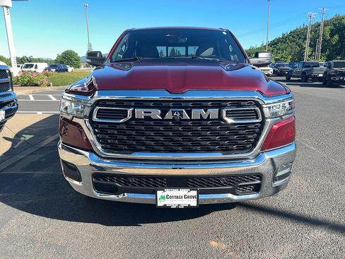 Used 2025 RAM 1500 Big Horn AWD/4WD image 5