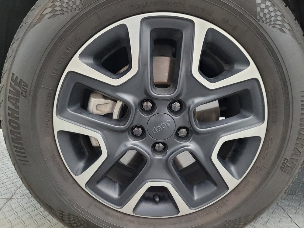 Used 2019 Jeep Compass Trailhawk AWD/4WD image 31