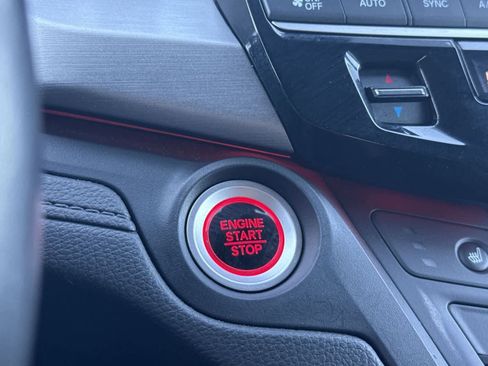 Used 2025 Honda Odyssey Sport-L image 27