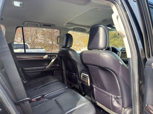 Used 2010 Lexus GX 460 460 image 25