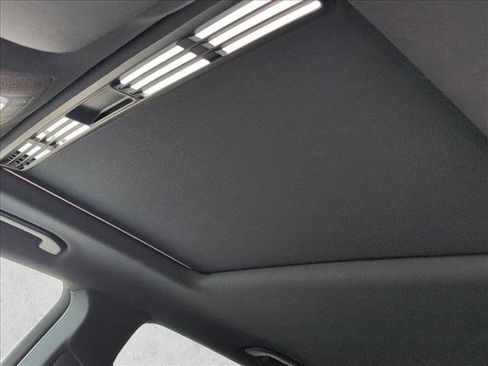 Certified 2025 Mercedes-Benz GLE 350 4MATIC image 16