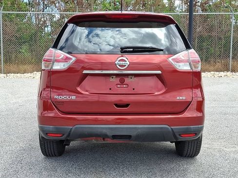 Used 2016 Nissan Rogue S AWD/4WD image 8