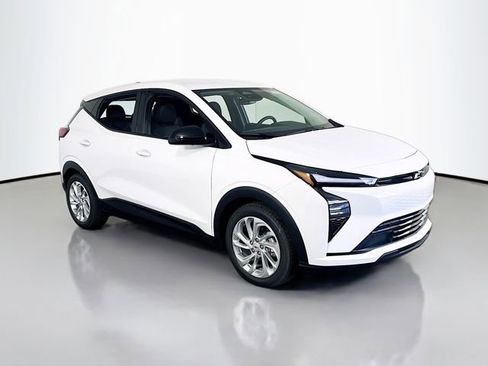 New 2027 Chevrolet Bolt LT w/ Comfort Package FWD image 2