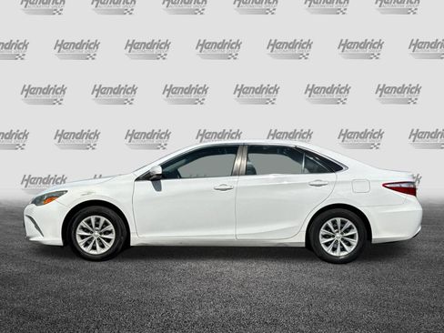 Used 2016 Toyota Camry LE FWD image 8