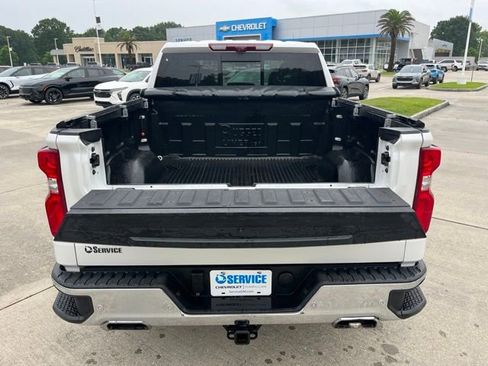 Used 2025 Chevrolet Silverado 1500 LTZ w/ Technology Package AWD/4WD image 9