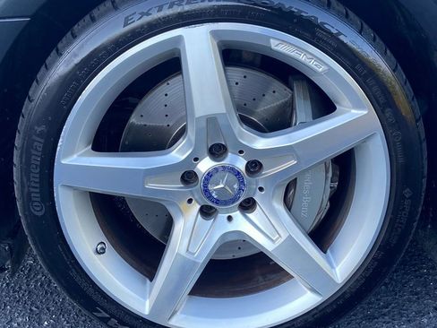 Used 2013 Mercedes-Benz SL 550 image 11