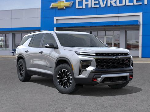 New 2026 Chevrolet Traverse Z71 w/ Enhanced Driving Package image 10