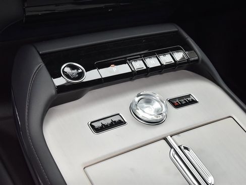 New 2025 Lincoln Navigator Reserve w/ Jet Appearance Package image 33