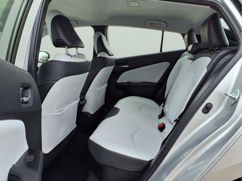 Used 2020 Toyota Prius XLE w/ Protection Package #3 image 11