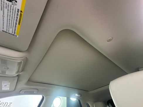 Used 2025 Cadillac XT5 Premium Luxury FWD image 32