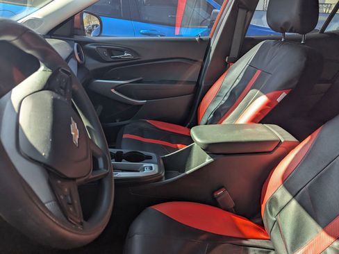 Certified 2024 Chevrolet Trax LS w/ LS Convenience Package image 9