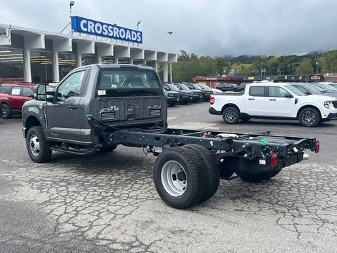 New 2026 Ford F350 XL w/ XL Chrome Package image 5