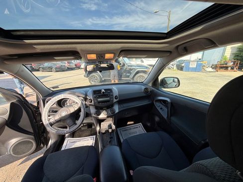 Used 2011 Toyota RAV4 Sport w/ Sport Extra Value Pkg AWD/4WD image 27