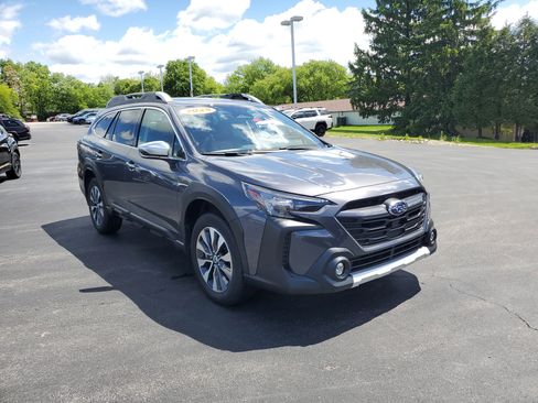 Used 2025 Subaru Outback Touring XT w/ Popular Package #2 AWD/4WD image 4