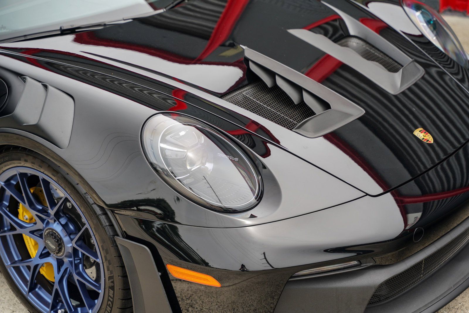 Used 2024 Porsche 911 GT3 RS RWD image 5