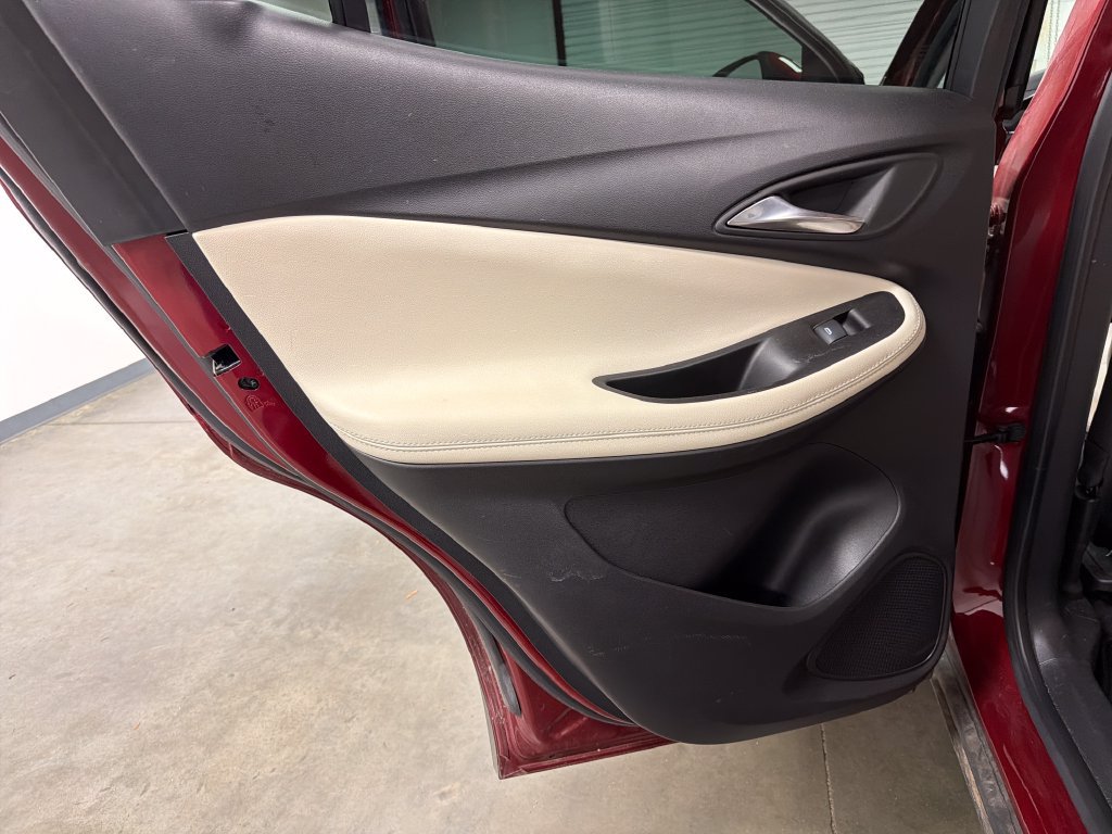 Used 2023 Buick Encore GX Select FWD image 25