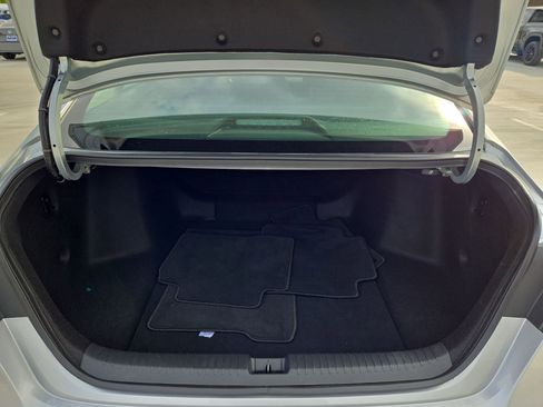 Used 2024 Honda Accord LX image 28