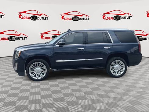 Used 2020 Cadillac Escalade Platinum AWD/4WD image 5