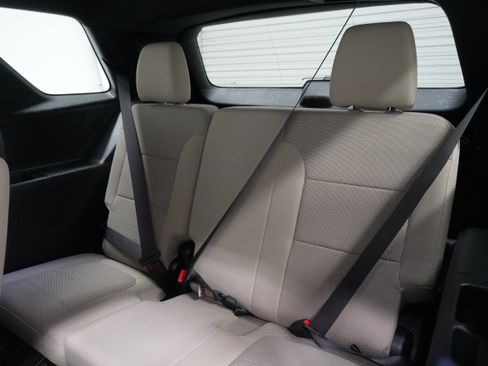 Used 2023 Chevrolet Traverse LT w/ LPO, Cargo Package AWD/4WD image 14
