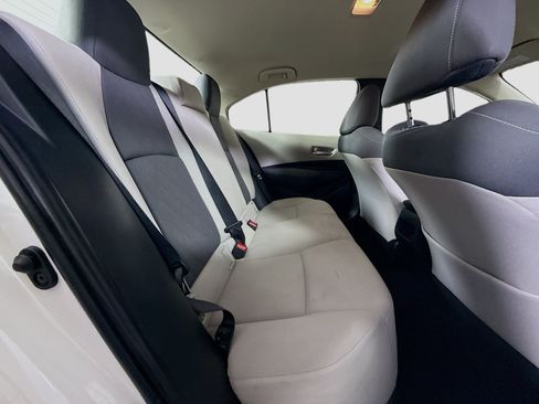 Used 2020 Toyota Corolla LE FWD image 26