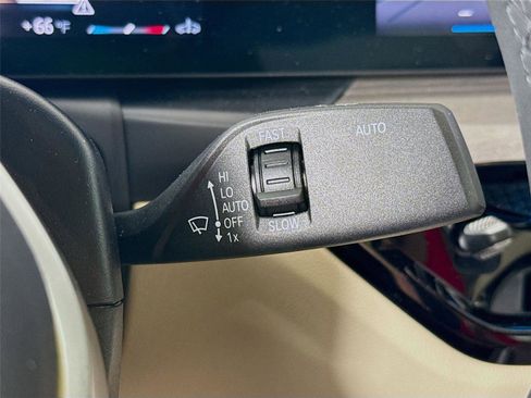 Used 2026 BMW 430i Coupe w/ M Sport Package RWD image 5