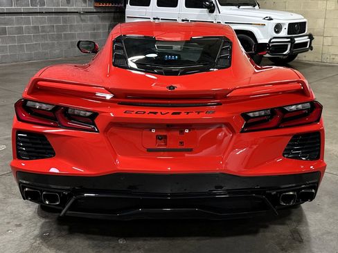 Used 2021 Chevrolet Corvette Stingray Coupe w/ Z51 Performance Package image 10