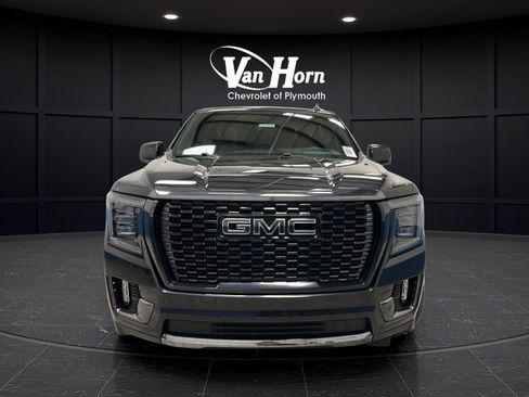Used 2023 GMC Yukon XL Denali Ultimate AWD/4WD image 2