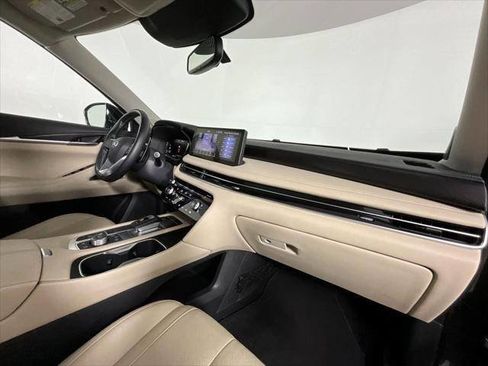 Used 2022 INFINITI QX60 Sensory w/ Cargo Package image 11