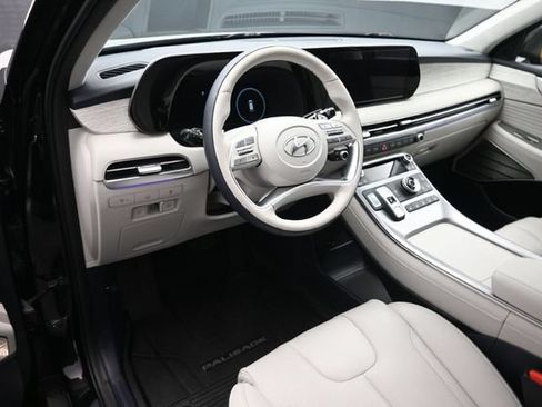 Used 2025 Hyundai Palisade Calligraphy AWD/4WD image 9