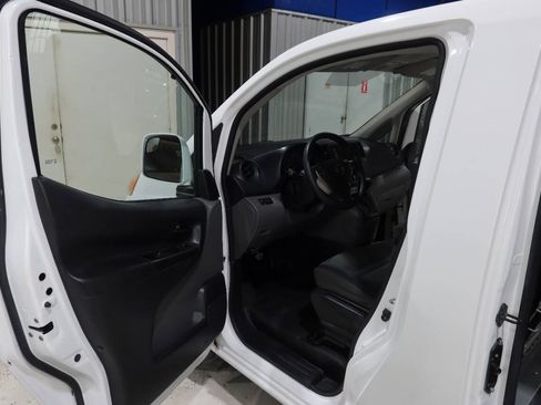 Used 2020 Nissan NV200 SV FWD image 20
