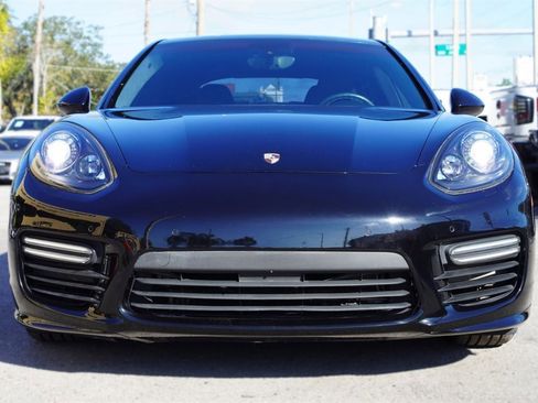 Used 2016 Porsche Panamera GTS image 8