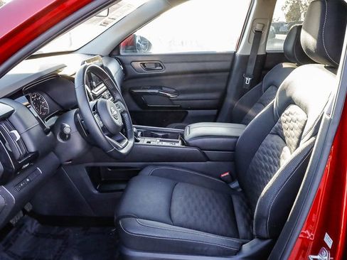 Used 2023 Nissan Pathfinder SV FWD image 20