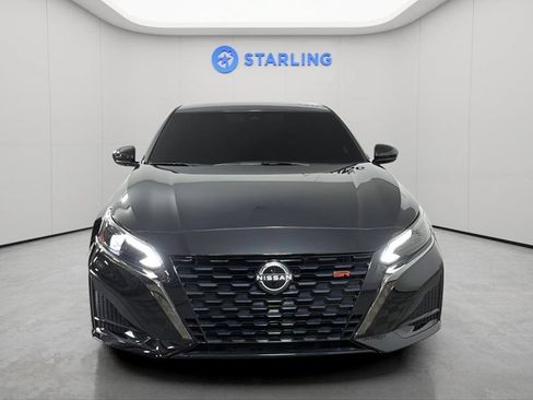 Used 2024 Nissan Altima 2.5 SR FWD image 15