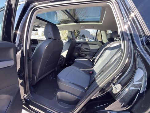 New 2026 Volkswagen Tiguan SE AWD/4WD image 16