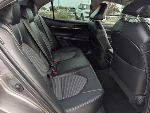 Used 2024 Toyota Camry SE image 28