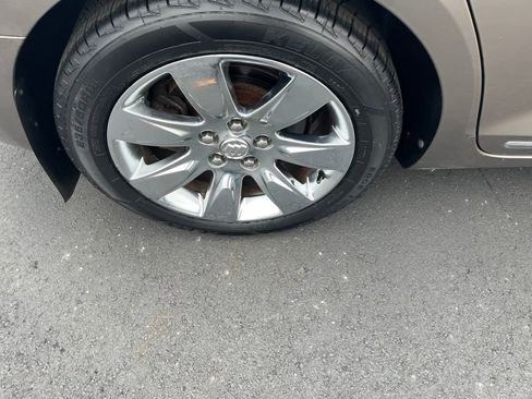 Used 2010 Buick LaCrosse CXL w/ Luxury Package image 30