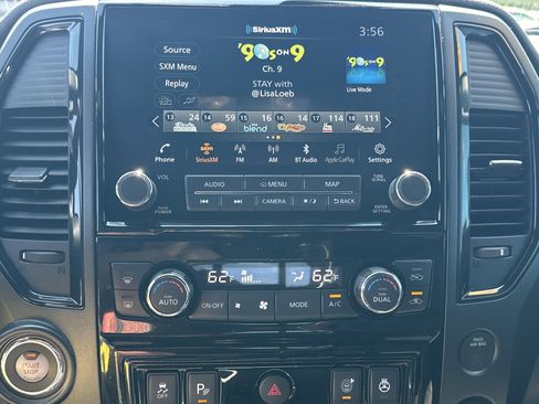 Used 2021 Nissan Titan PRO-4X w/ Pro-4x Convenience Package AWD/4WD image 30