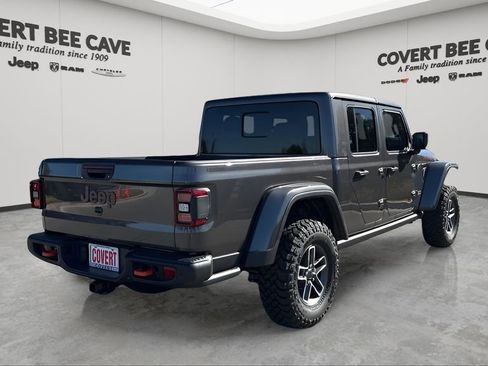 New 2026 Jeep Gladiator Mojave image 9