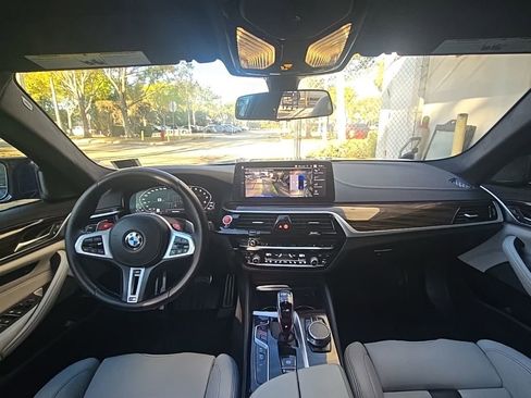 Used 2022 BMW M5 Base w/ Executive Package image 29