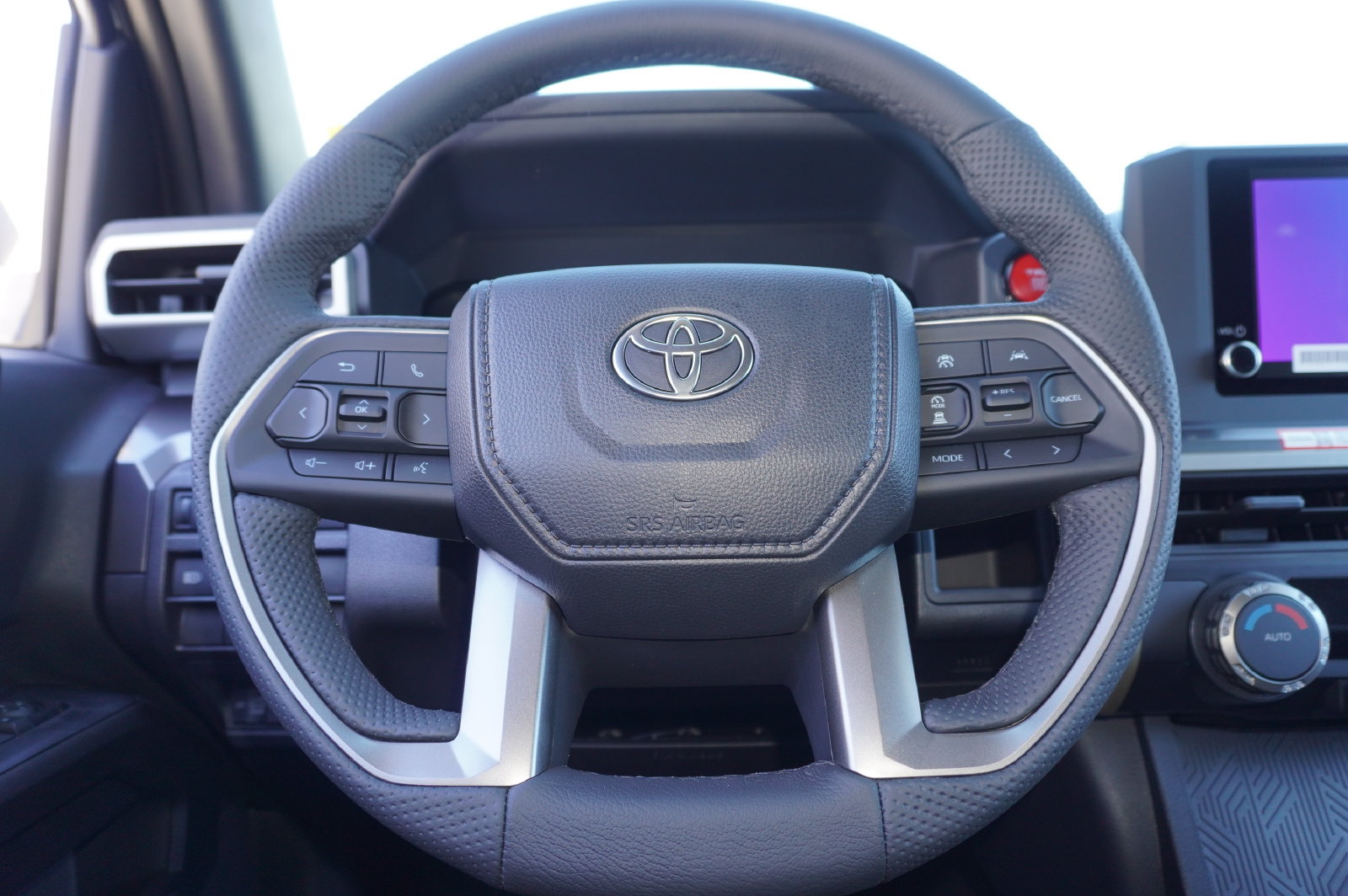 Certified 2026 Toyota Tacoma TRD Off-Road AWD/4WD image 19