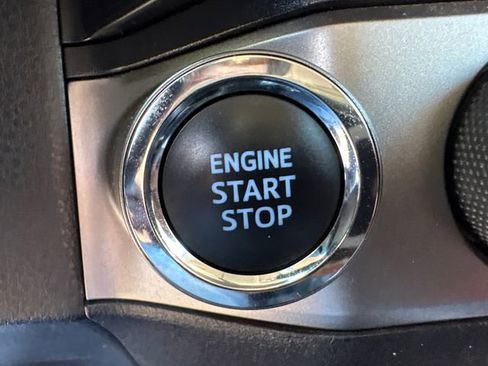 Certified 2023 Toyota Tacoma SR5 image 32