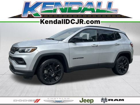 New 2025 Jeep Compass Latitude w/ Sun & Sound Group image 1