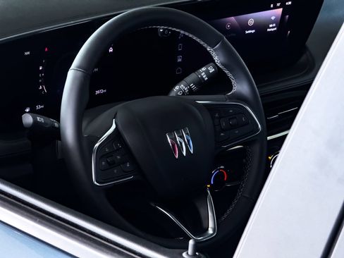 Used 2024 Buick Encore GX Preferred image 26