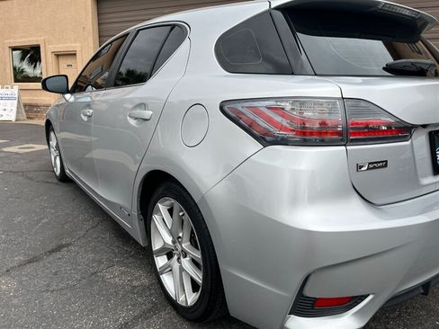 Used 2016 Lexus CT 200h FWD image 23
