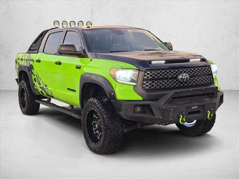 Used 2019 Toyota Tundra SR5 w/ SR5 Upgrade Package AWD/4WD image 3