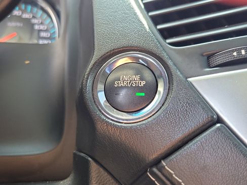 Used 2017 Chevrolet Suburban Premier AWD/4WD image 25