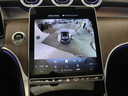 Used 2025 Mercedes-Benz GLC 350e GLC 350e w/ Driver Assistance Package image 10