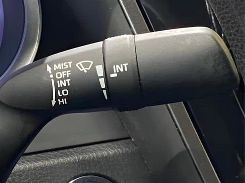 Used 2022 Toyota Camry LE image 21