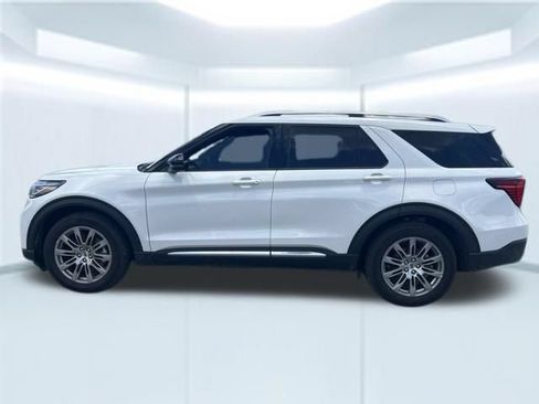 Used 2025 Ford Explorer Platinum RWD image 10