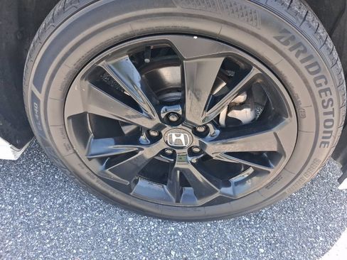 Certified 2024 Honda Odyssey Sport image 16